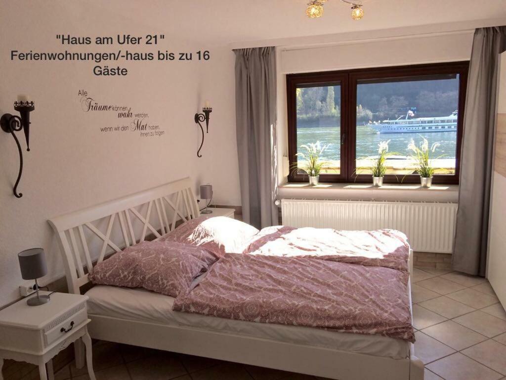 Haus Am Ufer Mit Rheinpanoramablick Lejlighed Koblenz  Eksteriør billede